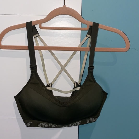 🎈SOLD🎈Victoria’s Secret Sport Bras *Bundle of 2” - Picture 4 of 6